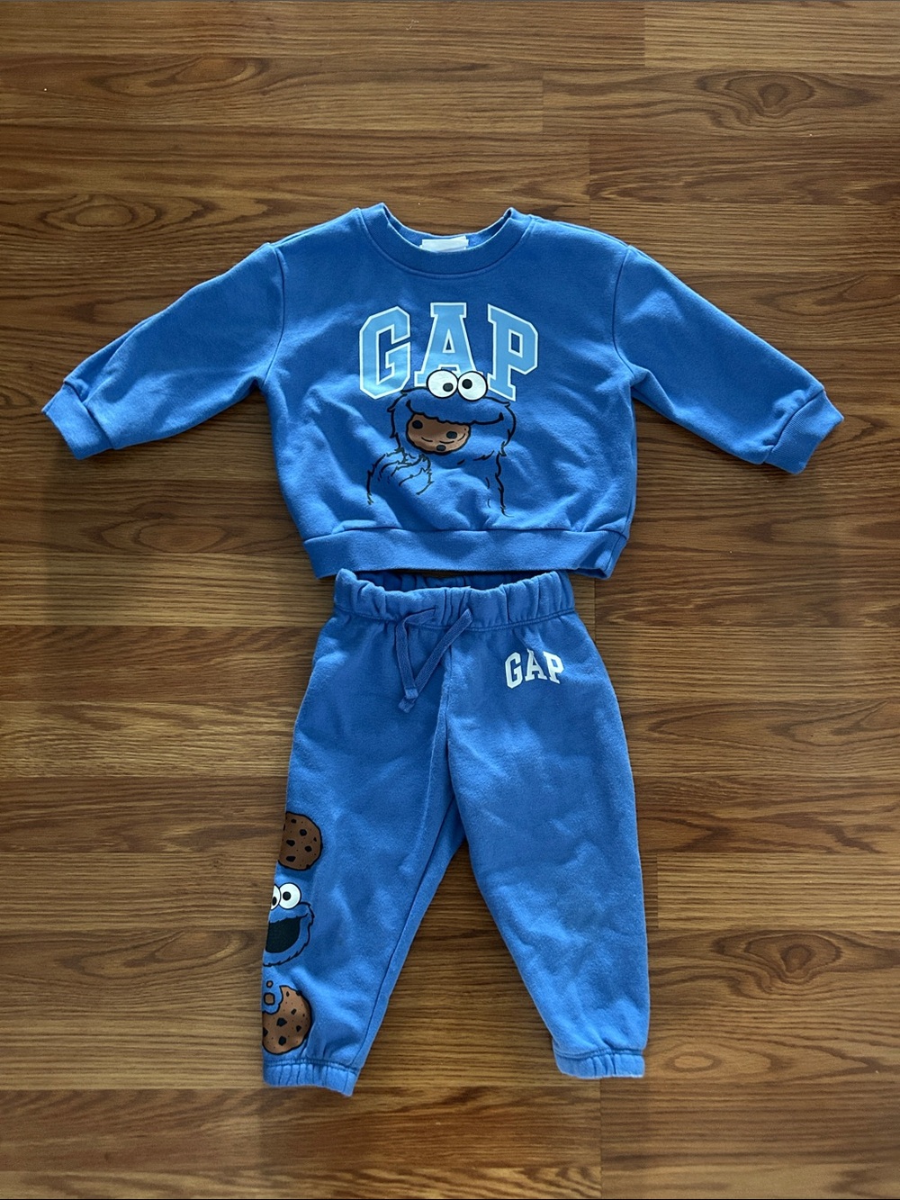 GAP Blue Cookie Monster Sweat Matching Set